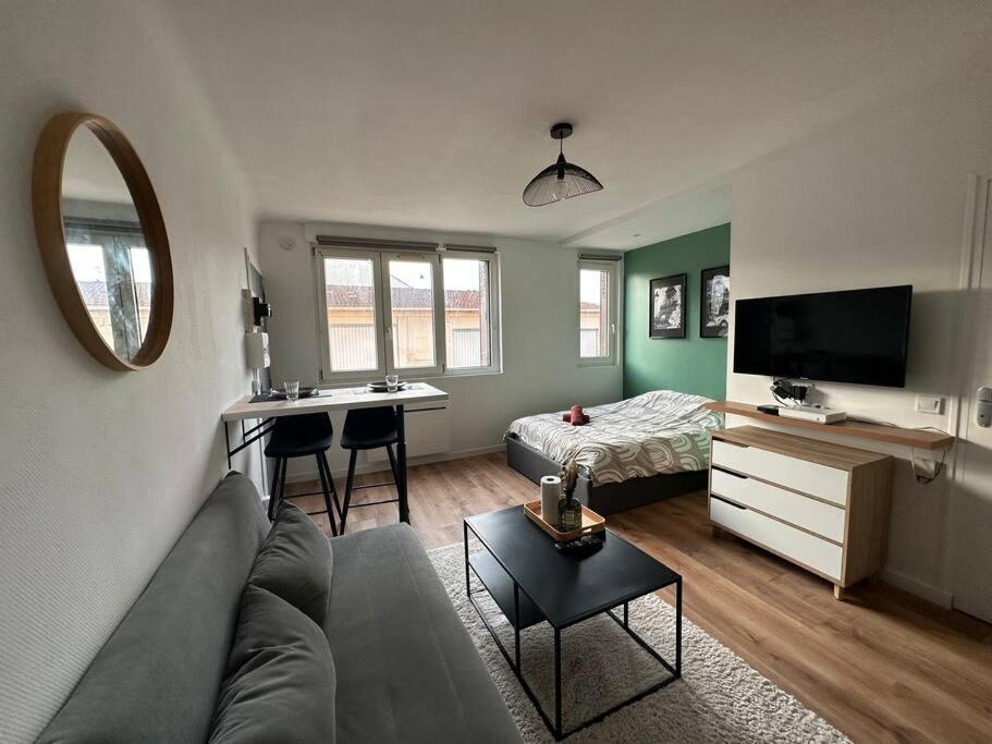 Appartement Proche Paris Et Metro - Parking Prive Мезон-Альфор Экстерьер фото